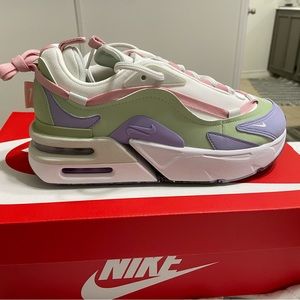 W air Max Furyosa